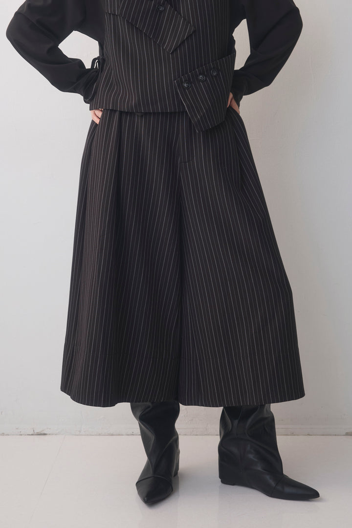 [予約]ピンストライプクロップドワイドパンツ