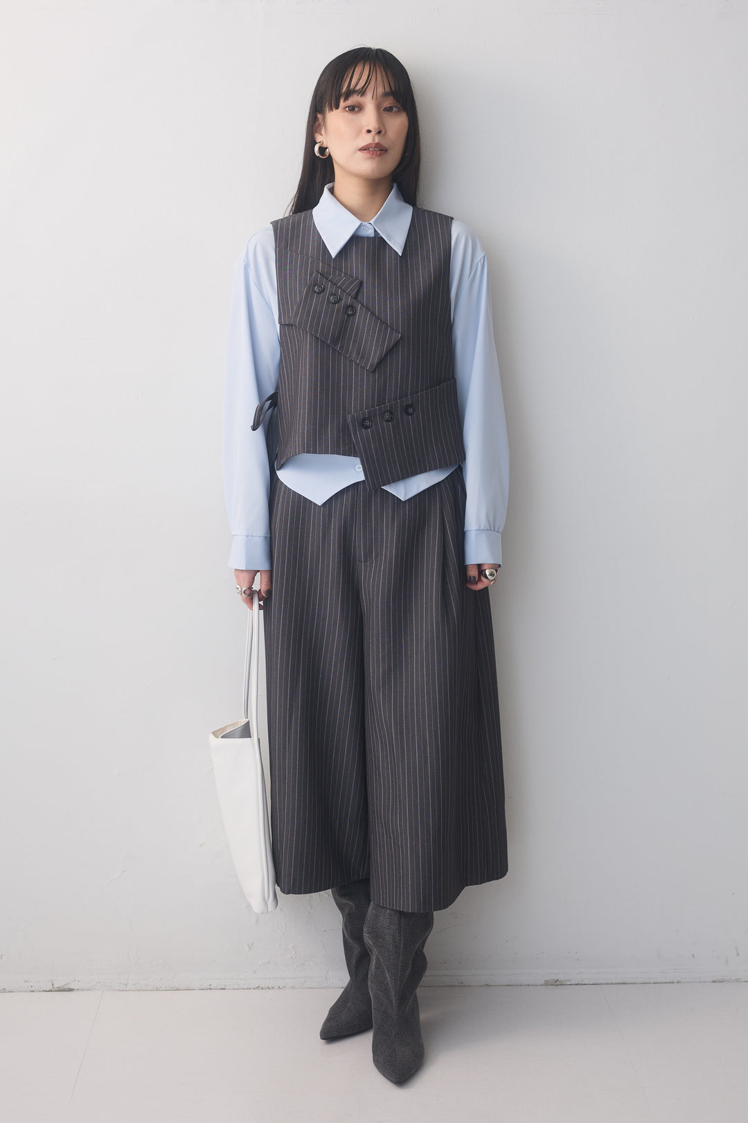 [予約/2点SET購入]ピンストライプカフスデザインベスト+ピンストライプクロップドワイドパンツ