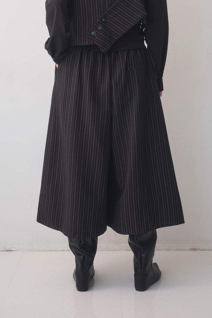 [予約]ピンストライプクロップドワイドパンツ