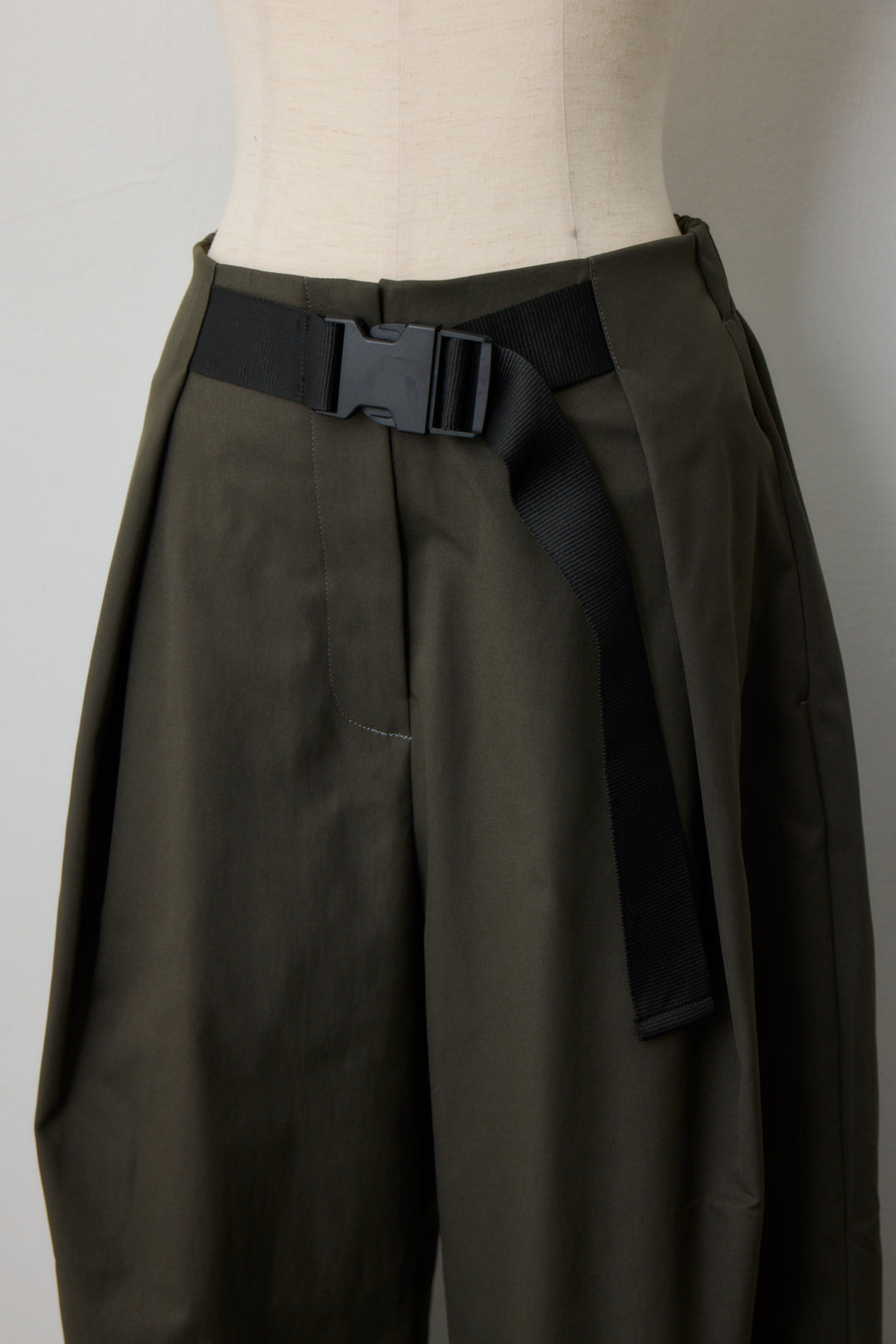 [予約]テックベルトバレルチノパンツ