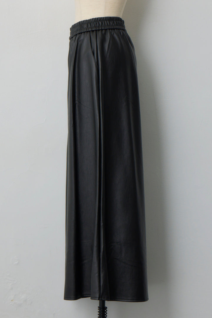 [予約]シンセティックレザーワイドパンツ