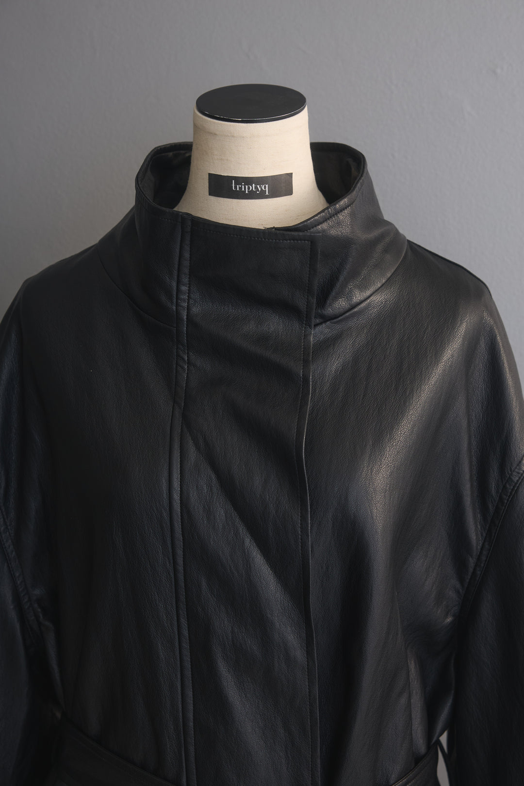 [予約]ソフトタッチシンセティックレザーハーフコート