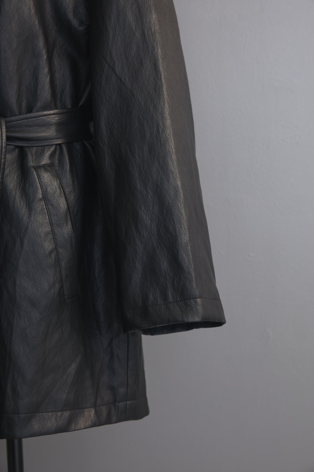[予約]ソフトタッチシンセティックレザーハーフコート